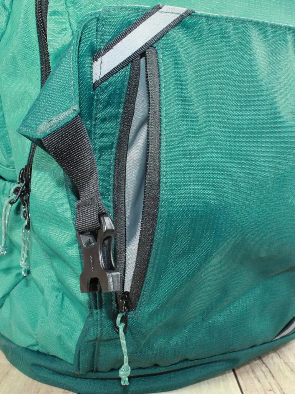 READ–LL Bean Unisex Adult Comfort Carry Portable Locker Pack 42L Backpack Hiking